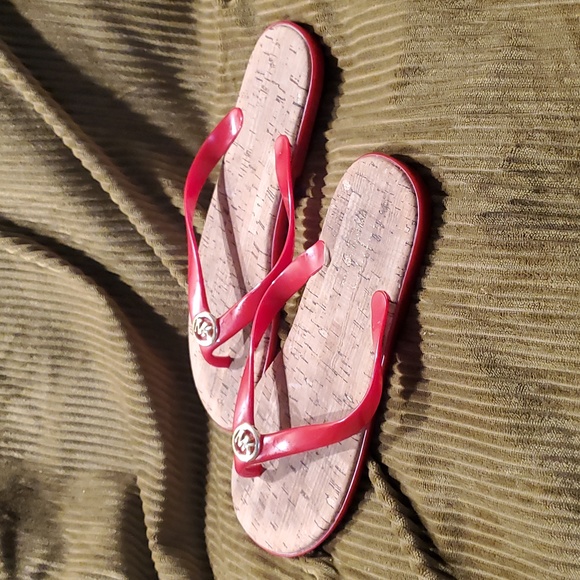 Michael Kors Flip Flops - Picture 4 of 5